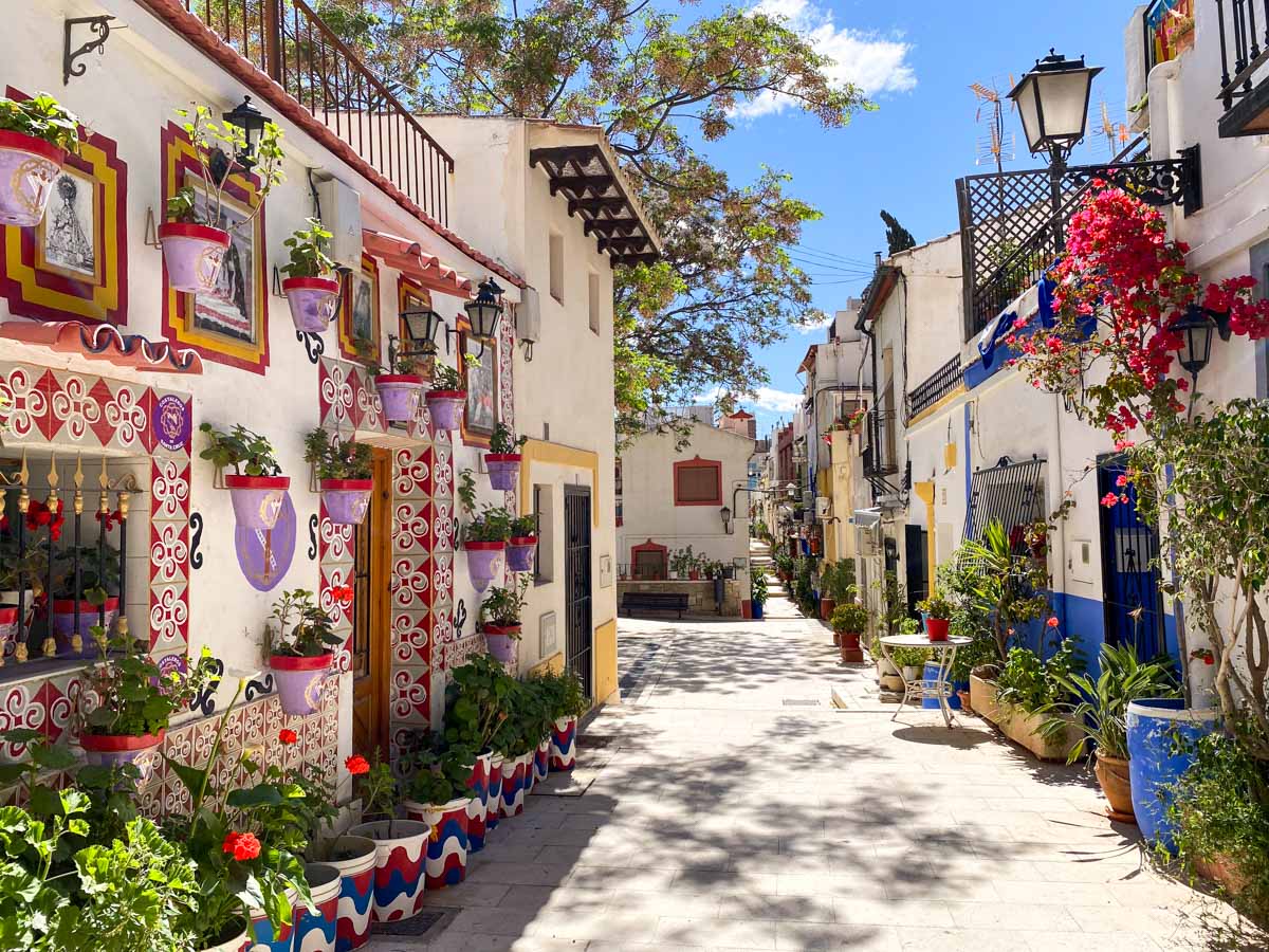 Cheap flights UK to Alicante Spain