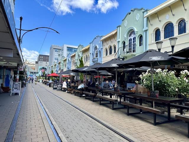 Cheap flights to Christchurch from UK