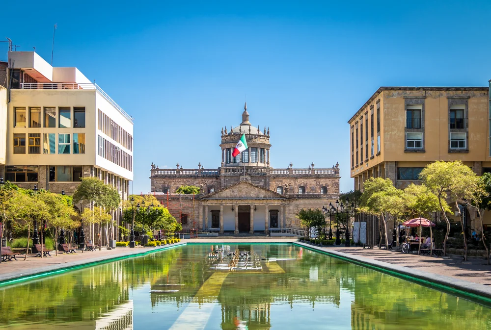 Cheap flights Edinburgh to Guadalajara