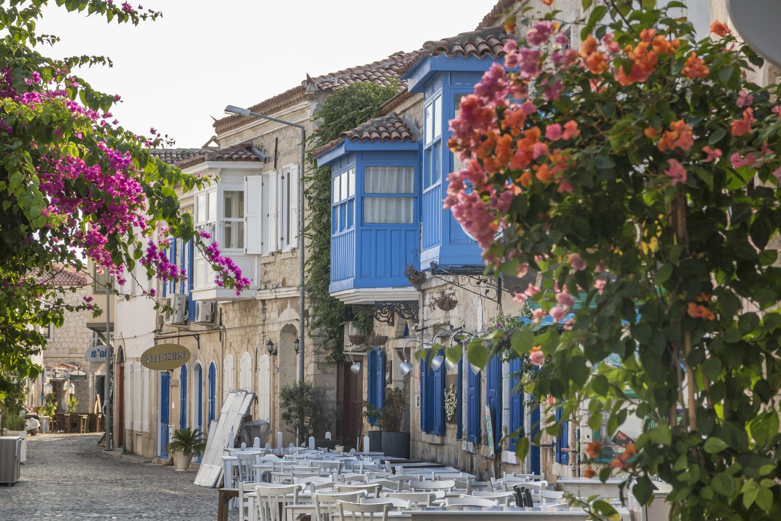 Flights to Izmir from UK
