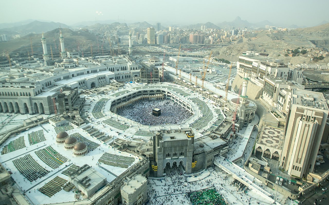 Umrah flights Leeds Bradford to Jeddah Makkah