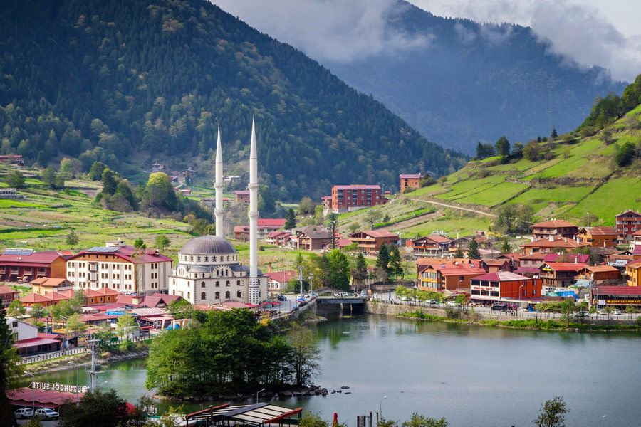 Flights to Trabzon from UK